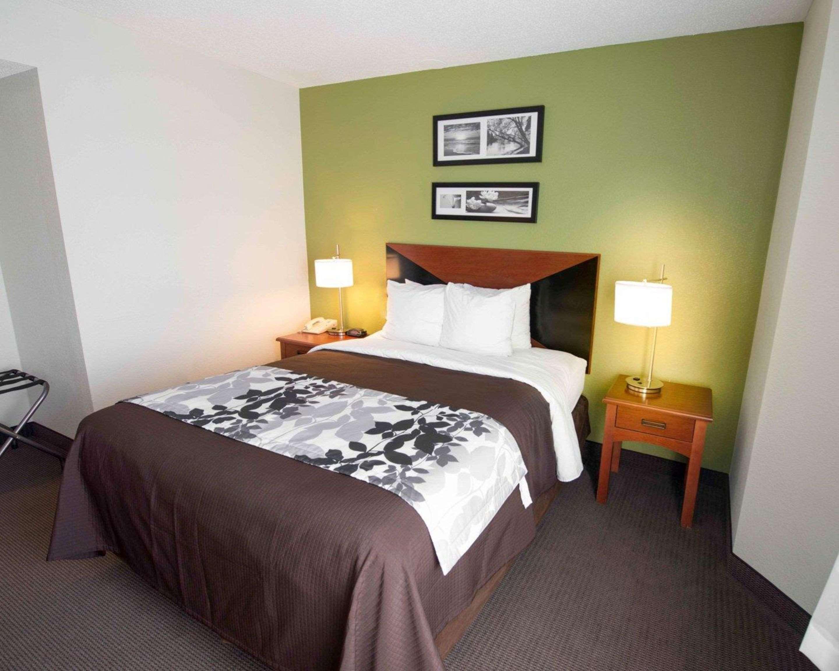 Sleep Inn & Suites Princeton I-77 Bagian luar foto