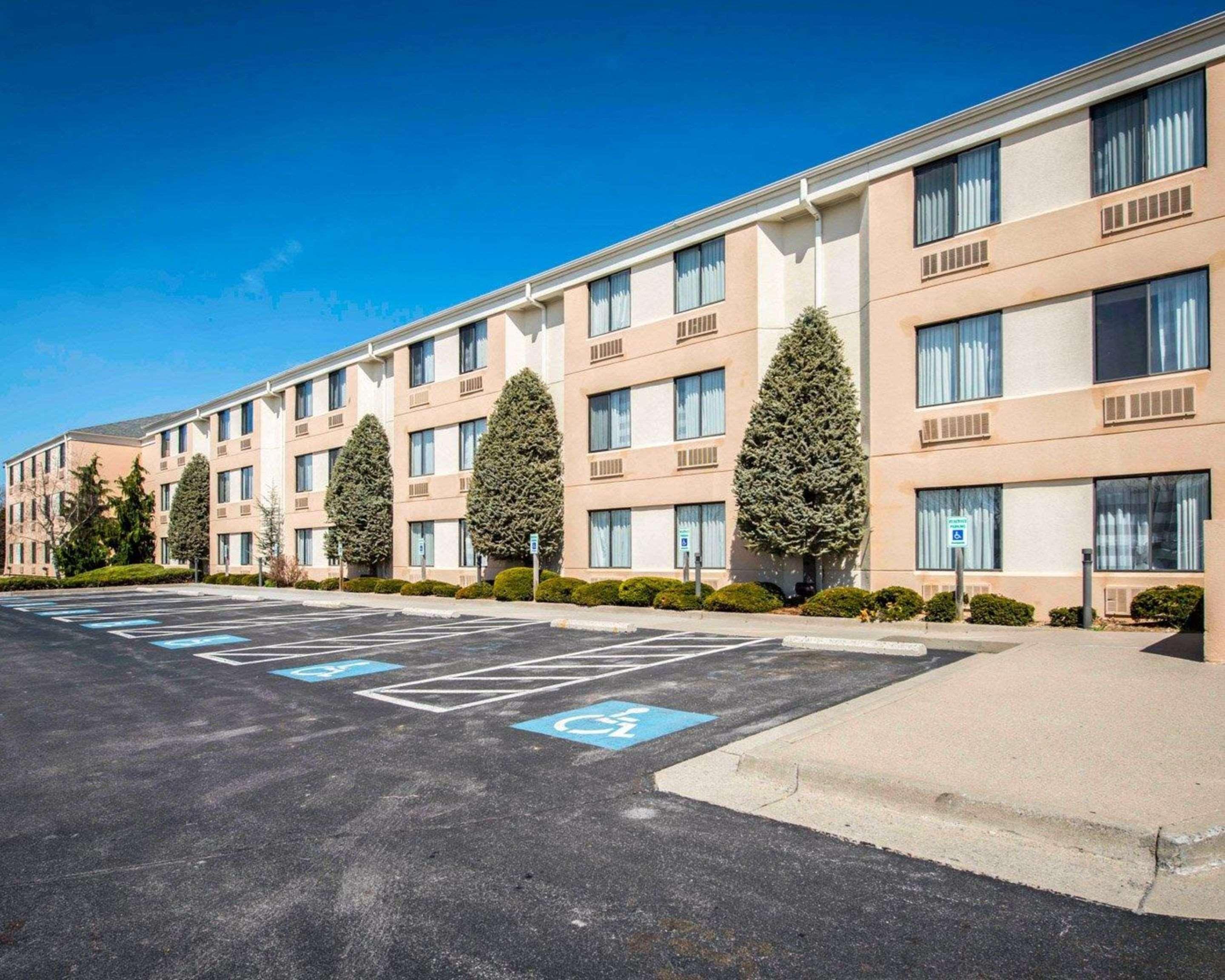 Sleep Inn & Suites Princeton I-77 Bagian luar foto